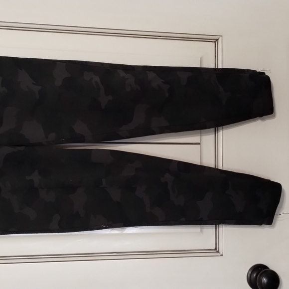 90 Degrees by Reflex joggers Black Green Camo Joggers Pockets Small - Picture 3 of 11